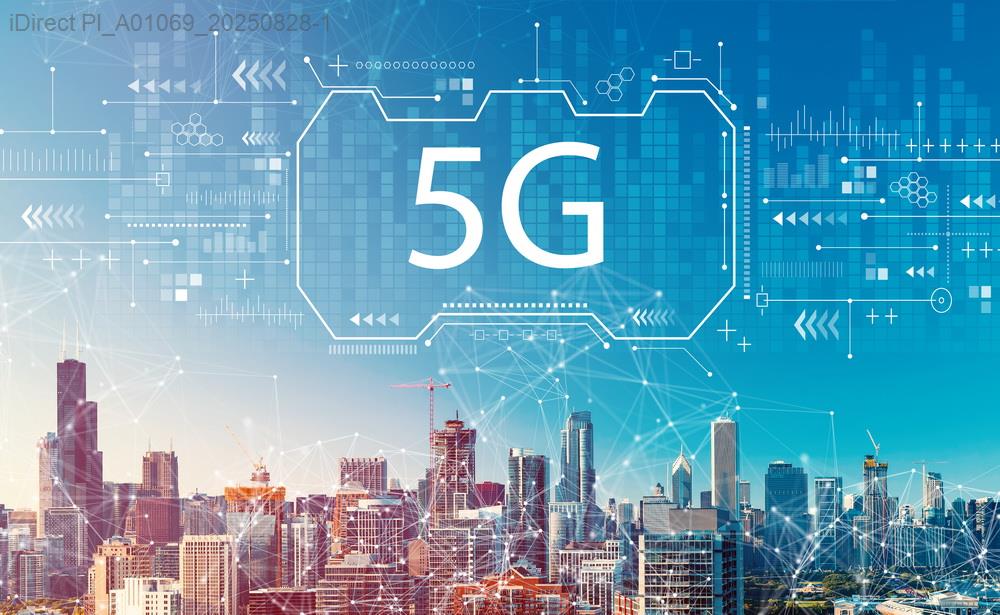 【2025科技前瞻】最新電腦科技發展趨勢，你不可不知的五大革命！示意圖